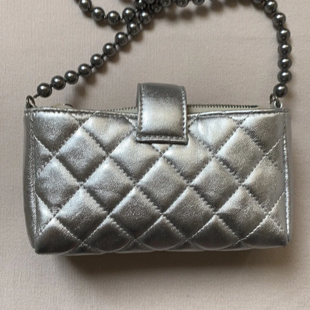 Chanel quilted lambskin mini pearl chain crossbody card case coin purse - Picture 5 of 11